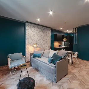 https://cote-ouest-aix-les-bains.hotels-rhonealpes.com
